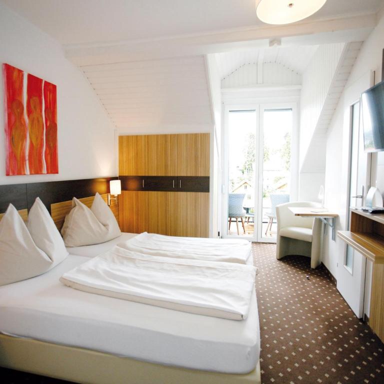 Hotel Diana - Doppelzimmer mit Balkon - 5