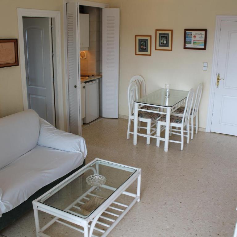 RETIRO III 3134 VyB - Apartamento de 1 dormitorio - 35