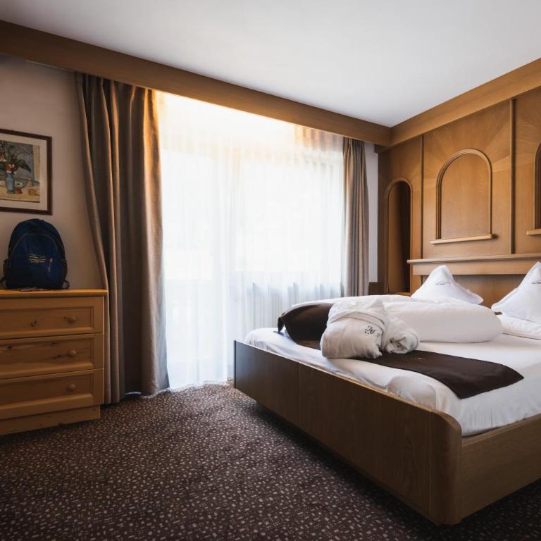 Hotel Catinaccio - Camera Familiare (2 Adulti + 1 Bambino) - 11