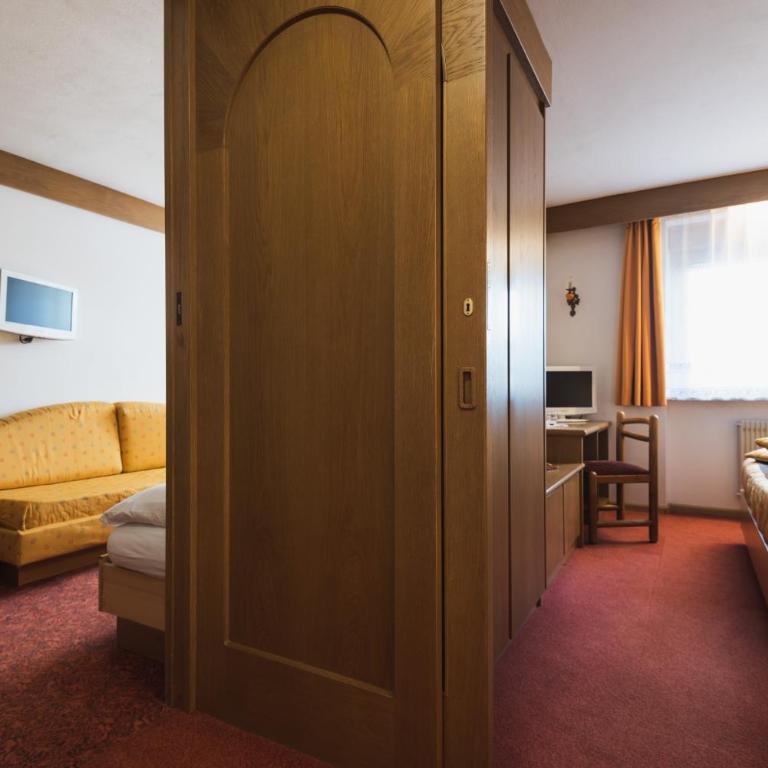 Hotel Catinaccio - Camera Familiare (2 Adulti + 2 Bambini) - 4