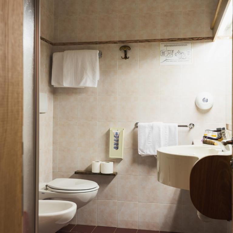 Hotel Catinaccio - Camera Familiare (2 Adulti + 2 Bambini) - 8