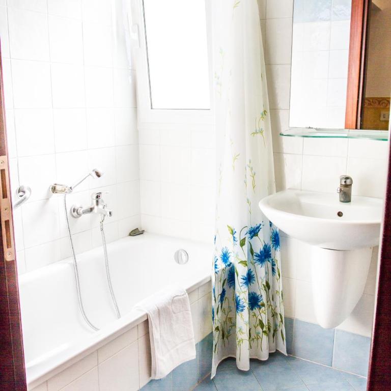 Hotel Consul - Family Hotel - Double or Twin Room - 4