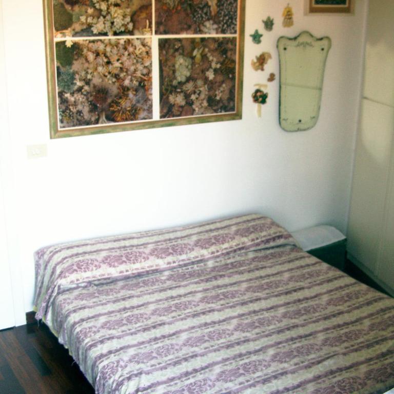 Abitazione Pigneto B&B - Camera Matrimoniale con Bagno in Comune - 15