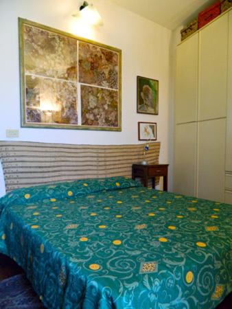 Abitazione Pigneto B&B - Camera Matrimoniale con Bagno in Comune - 14