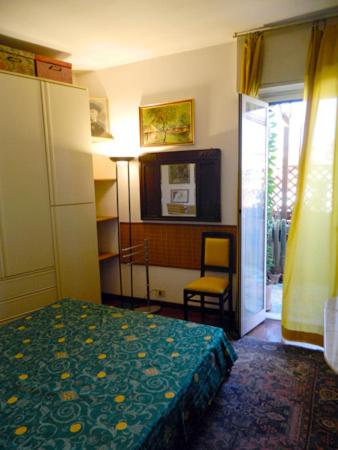 Abitazione Pigneto B&B - Camera Matrimoniale con Bagno in Comune - 13