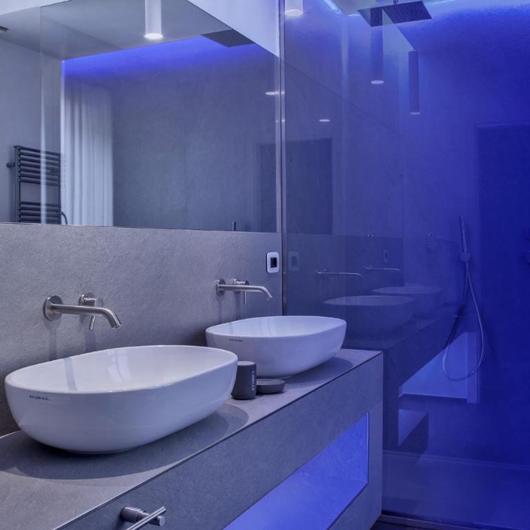 Galliera Residence B&B - Deluxe Double Room with Private Bathroom - 7