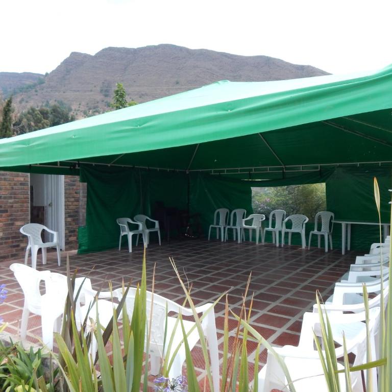 Villa Evelia - Four-Bedroom House - 19