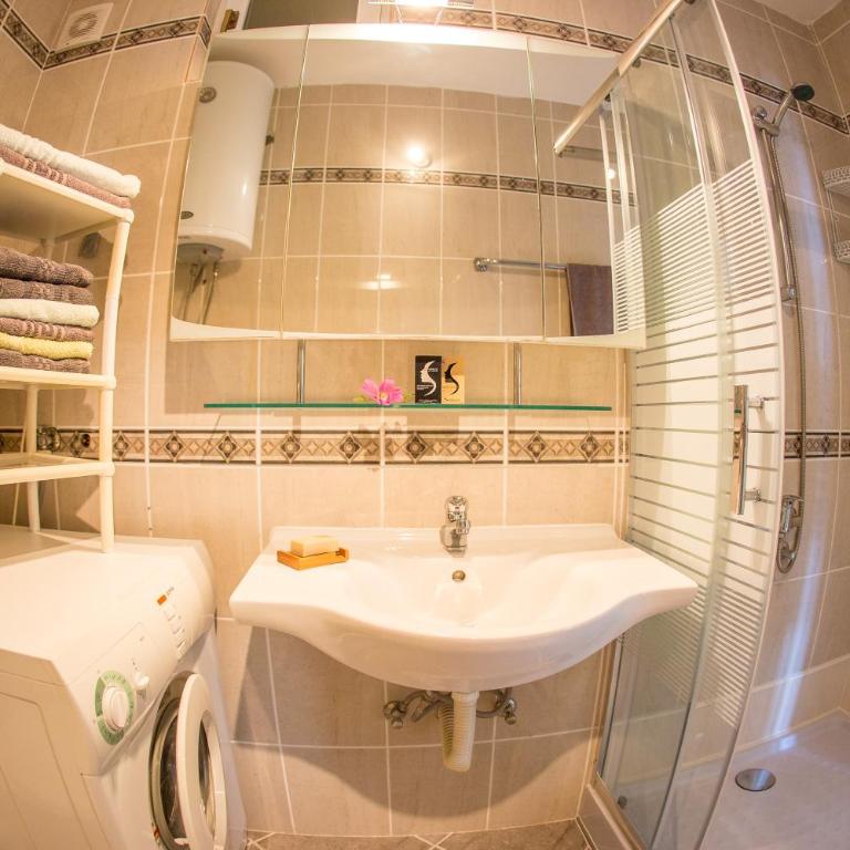 Apartments Mirian - Comfort Two-Bedroom Apartment with Sea View - 7