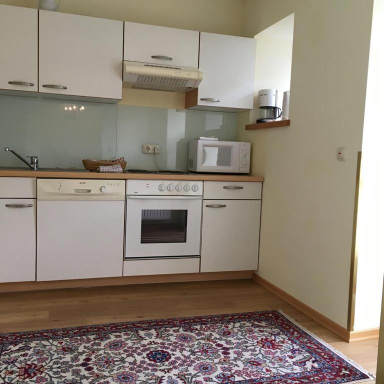 Appartements im Forsthaus Wunderbar ruhige Ferienwohnungen in Strobl am Wolfgangsee im Forsthaus - Apartment mit 1 Schlafzimmer und Balkon - 2