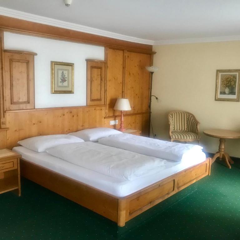 Mauracherhof - Doppelzimmer mit Balkon - 2