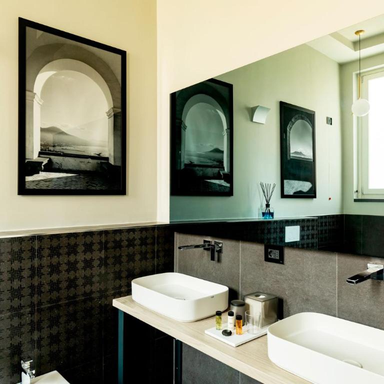 Amadomus Luxury Suites - Suite Deluxe - 9