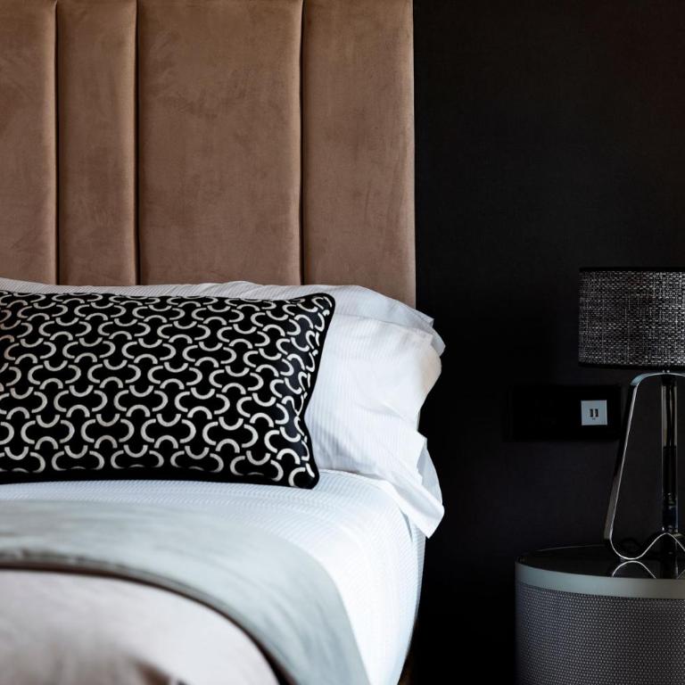 Amadomus Luxury Suites - Junior Suite - 6