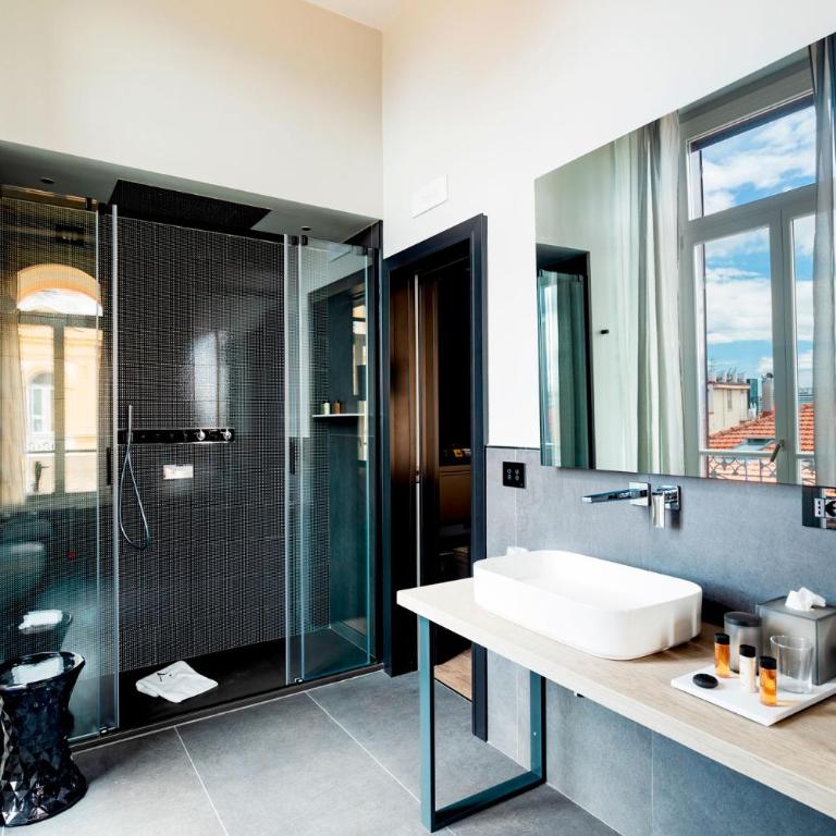 Amadomus Luxury Suites - Suite - 6