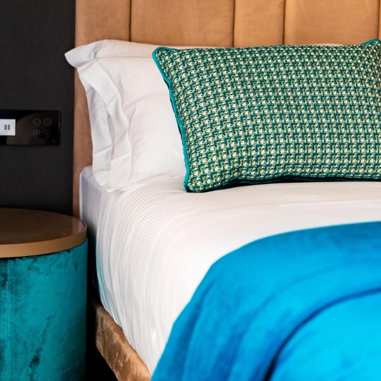 Amadomus Luxury Suites - Suite - 1