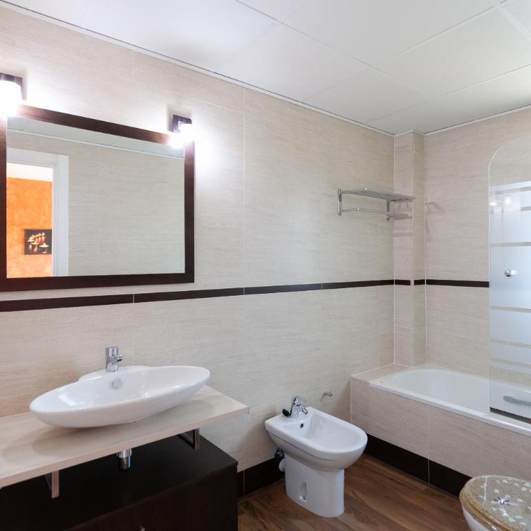 UHC Salou Villa Family Complex - Apartamento Ático - 8