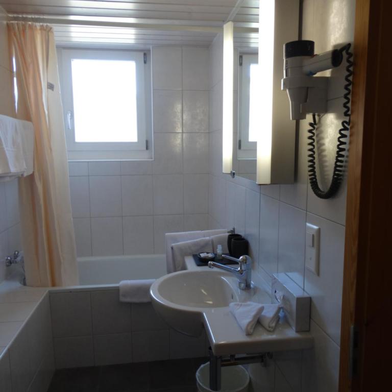 Hotel Bündnerhof - Standard Doppelzimmer - 10