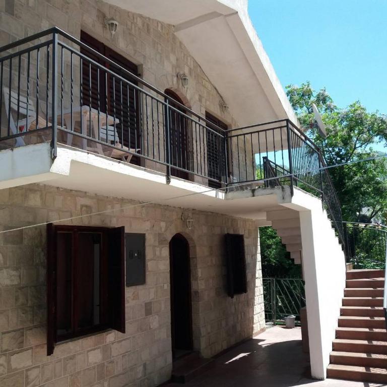 Apartments Radulovic - Apartman sa Balkonom - 1