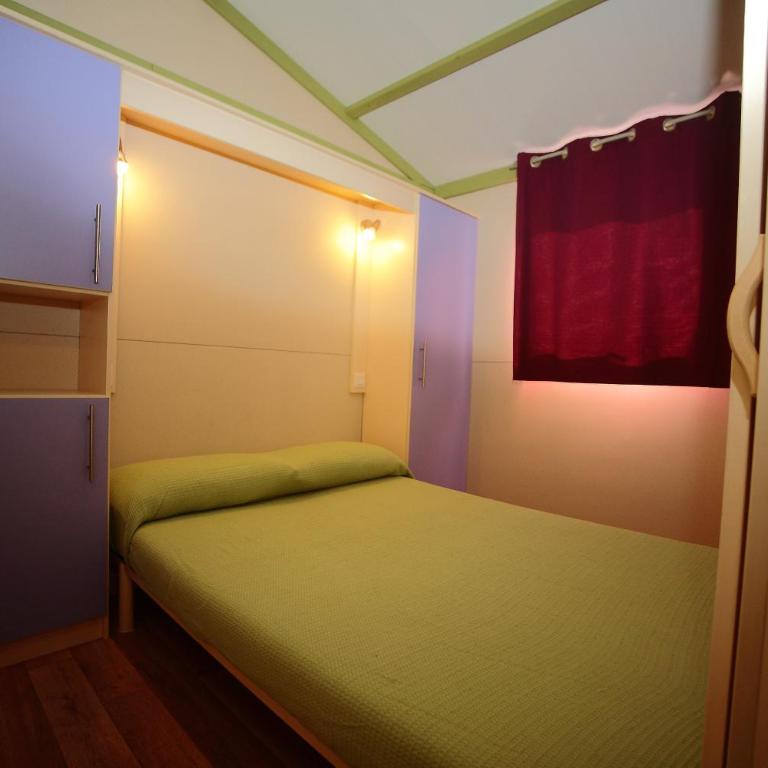Camping Dal Pino - Bungalow con 2 Camere da Letto - 1
