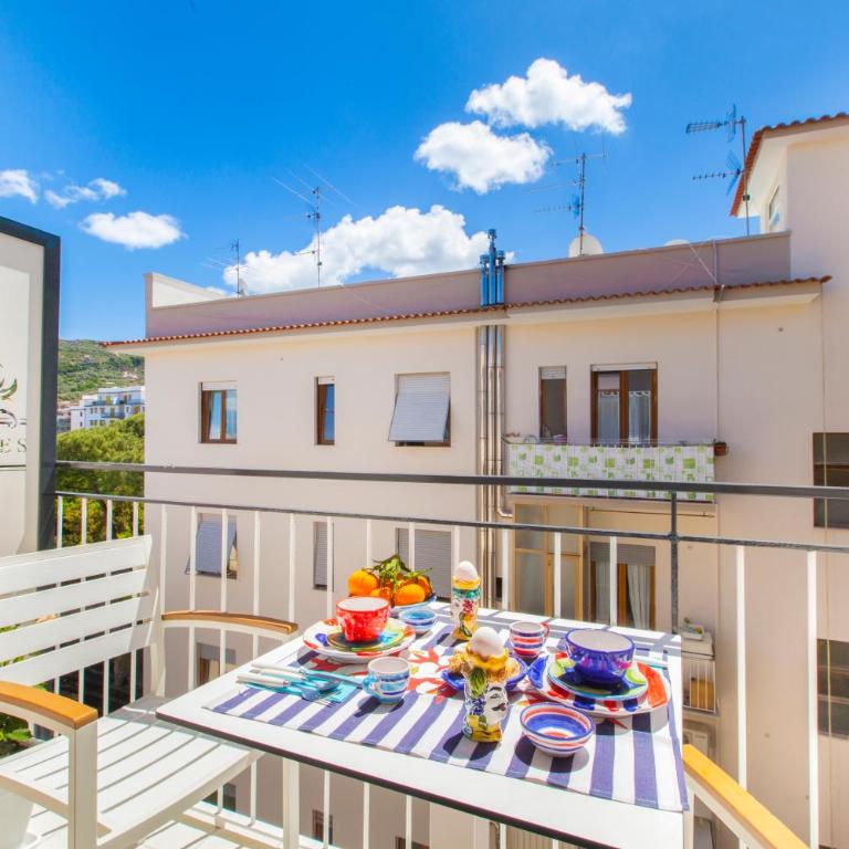 YourHome - Sersale Suites - Junior Suite con Balcone - 5
