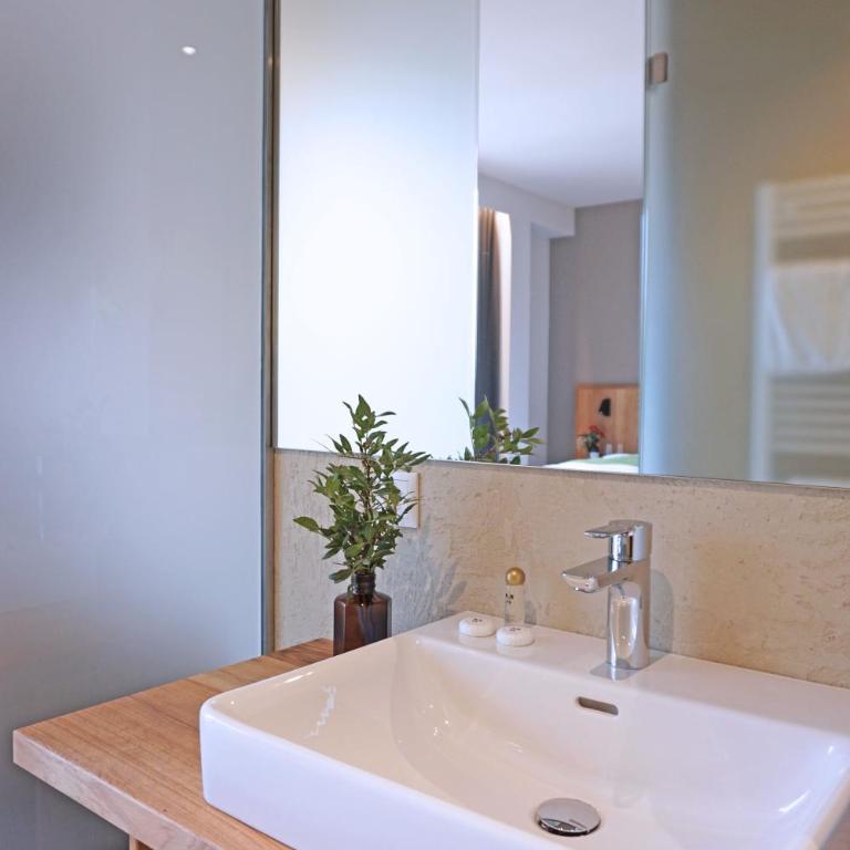 Mahorko Wein Wellness Wasserbüffel - Comfort Doppelzimmer mit Balkon - 4