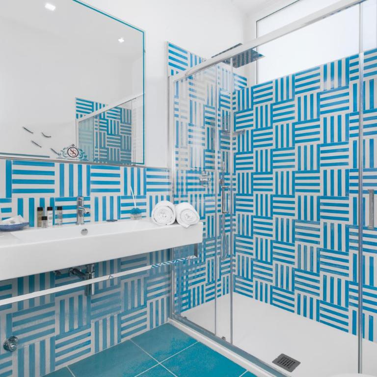 YourHome - Sersale Suites - Junior Suite con Terrazza - 3