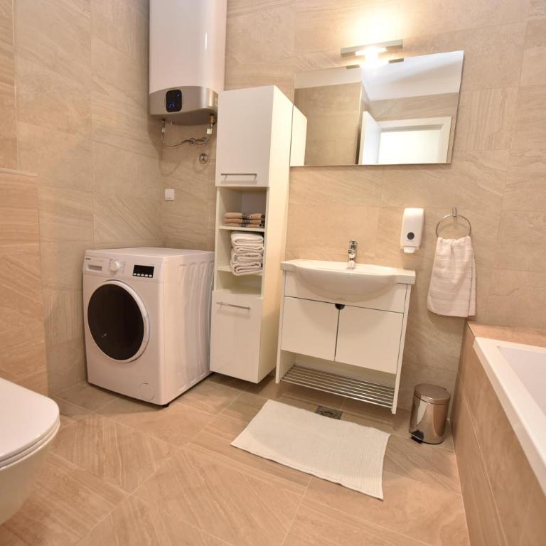 The Main Square Apartments - Deluks Apartman - 19
