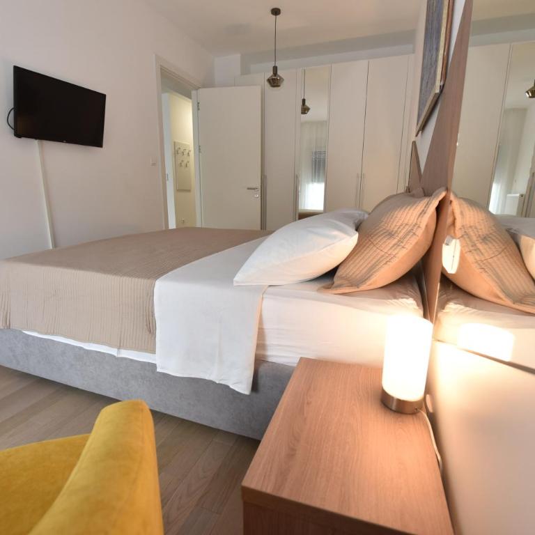 The Main Square Apartments - Deluks Apartman - 31