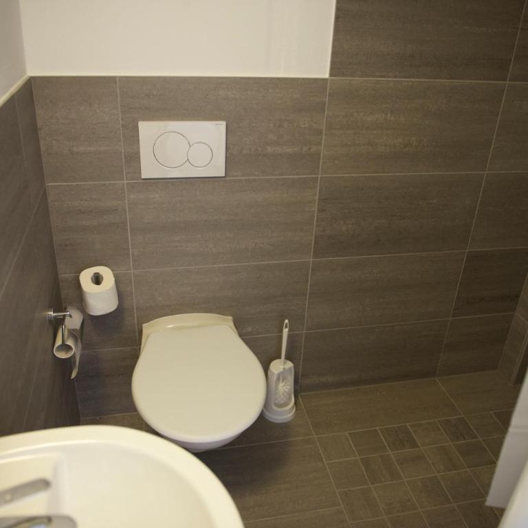 Pardo Bar - Camera Tripla con Bagno Privato Esterno - 3