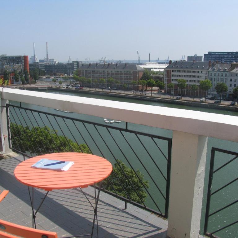 Escale Quai George V avec terrasse et parking semi privatif - Superior Studio - 26