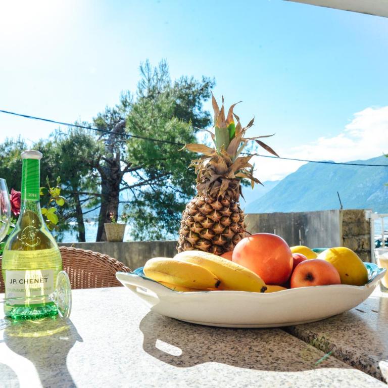 Waterfront Apartment Petrovina - One-Bedroom Apartment - 16