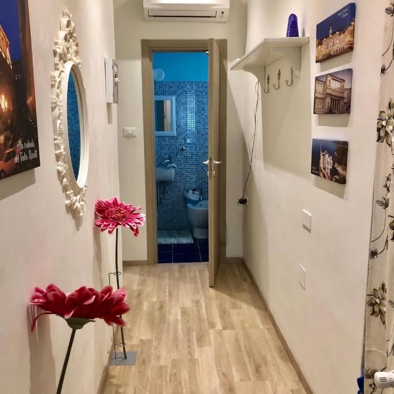 Alla Scalinata del Teatro Rossetti in viale XX Settembre parcheggio - Casa con 2 Camere da Letto - 43