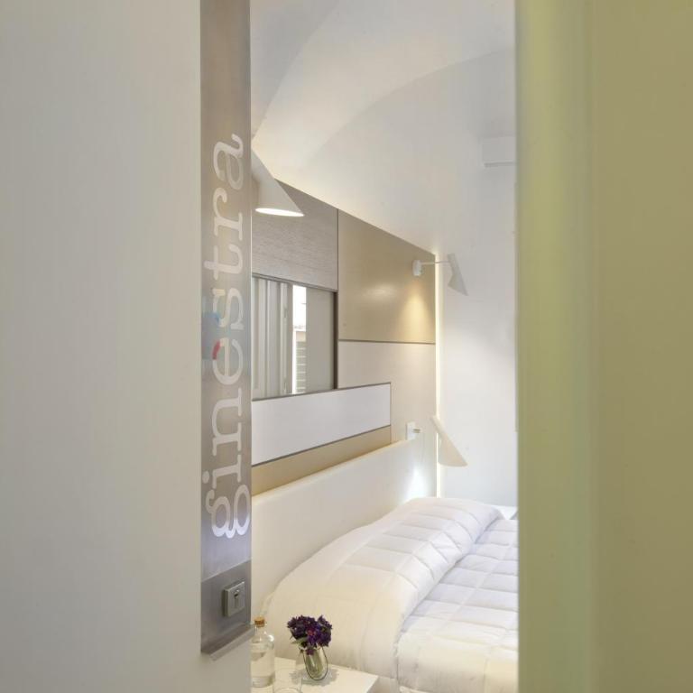 Santacroce Luxury Rooms - Camera Matrimoniale Standard - 26