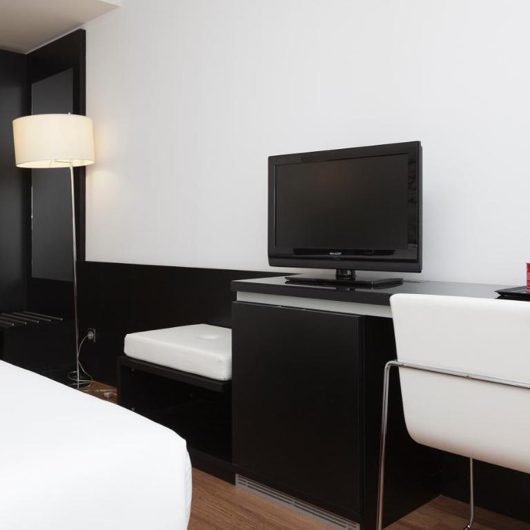Axor Barajas - Habitación Doble con servicio gratuito de enlace con el aeropuerto - 1 o 2 camas - 16