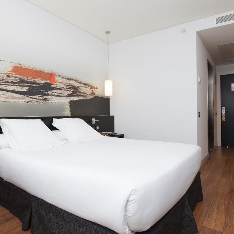 Axor Barajas - Habitación Doble con servicio gratuito de enlace con el aeropuerto - 1 o 2 camas - 9