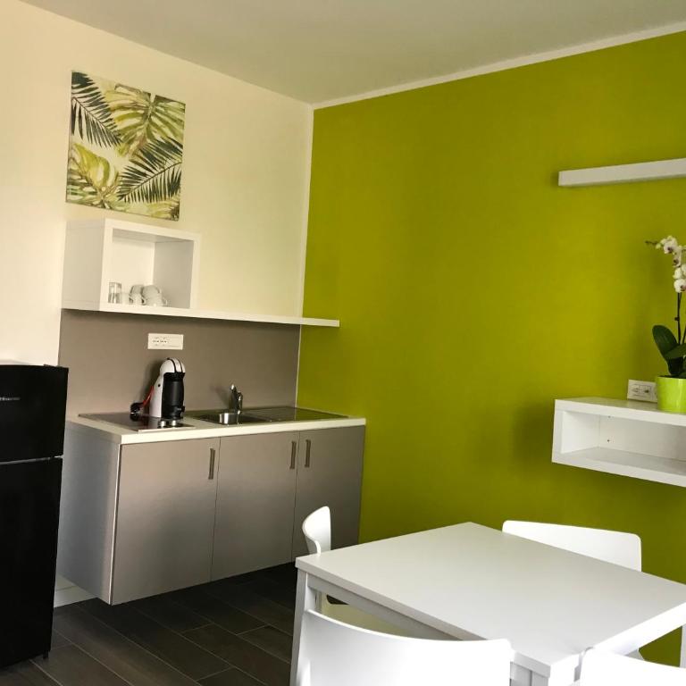 B&B Alma Garda Lake - Appartamento Deluxe con 1 Camera da Letto e Terrazza - 4