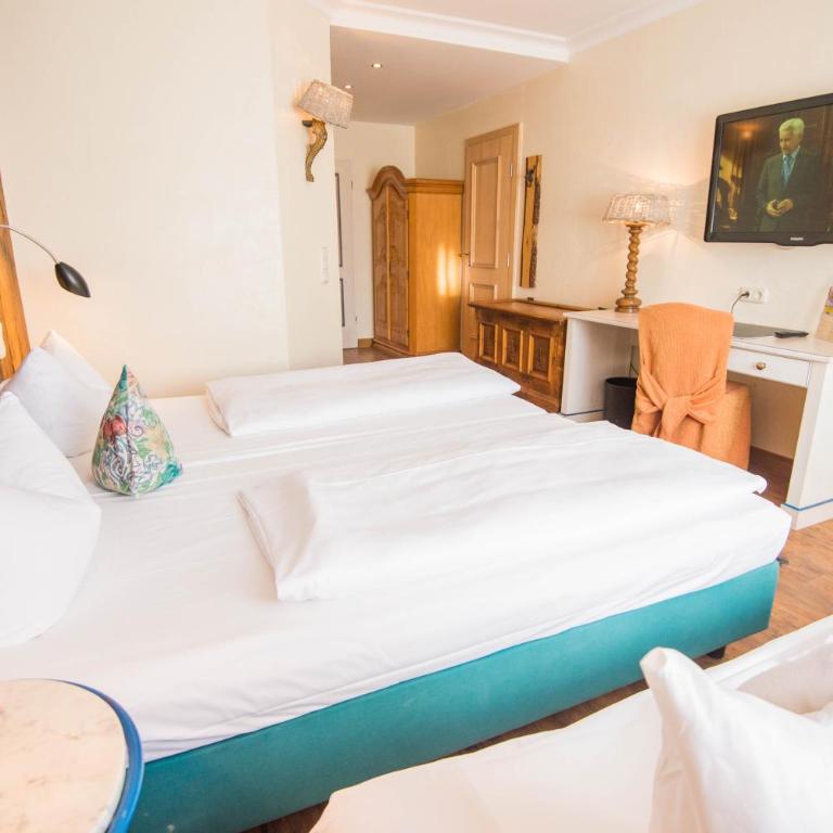 Ringhotel Alpenhof - Patchworkhotel - Doppelzimmer im bayrischen Landhausstil - 2
