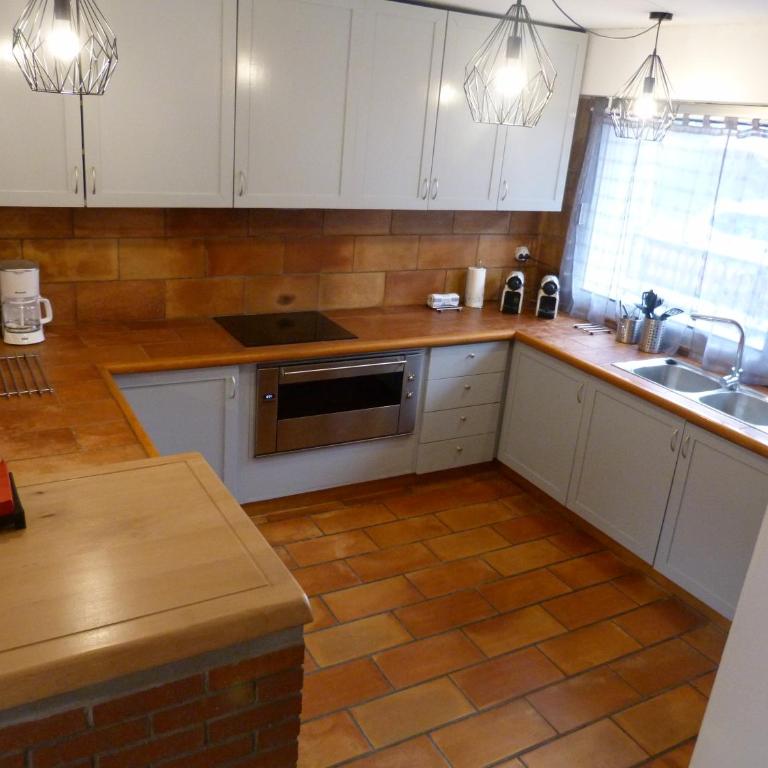 Grand Gîte Saint-Lary centre pour 15 pers. pouvant accueillir jusqu’à 17 pers. - Maison 7 Chambres - 11