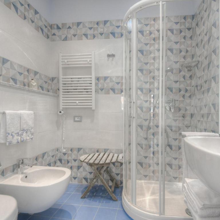 Vela d’Oro - Deluxe Double Room with Balcony and Sea View - 14