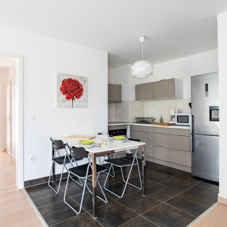 CityCosy Strasbourg - Neudorf Garden Bucarest - Two-Bedroom Apartment - 8
