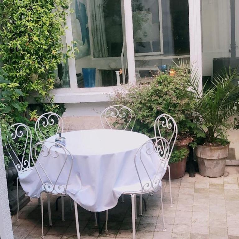 Villa des iris - Chambre Double avec Canapé-Lit - 1