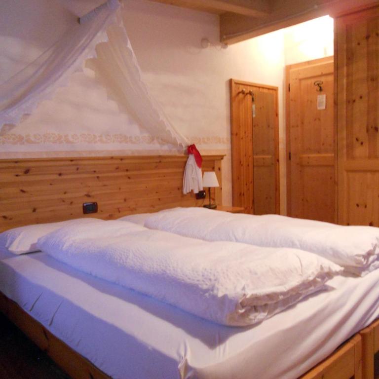 Hotel Garnì Salvanel - Vierbettzimmer - Dachgeschoss - 6