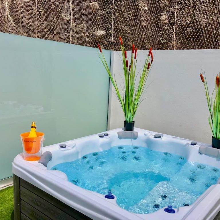Beyond Amadores C&H Suite - Apartamento Deluxe con bañera de hidromasaje - 2