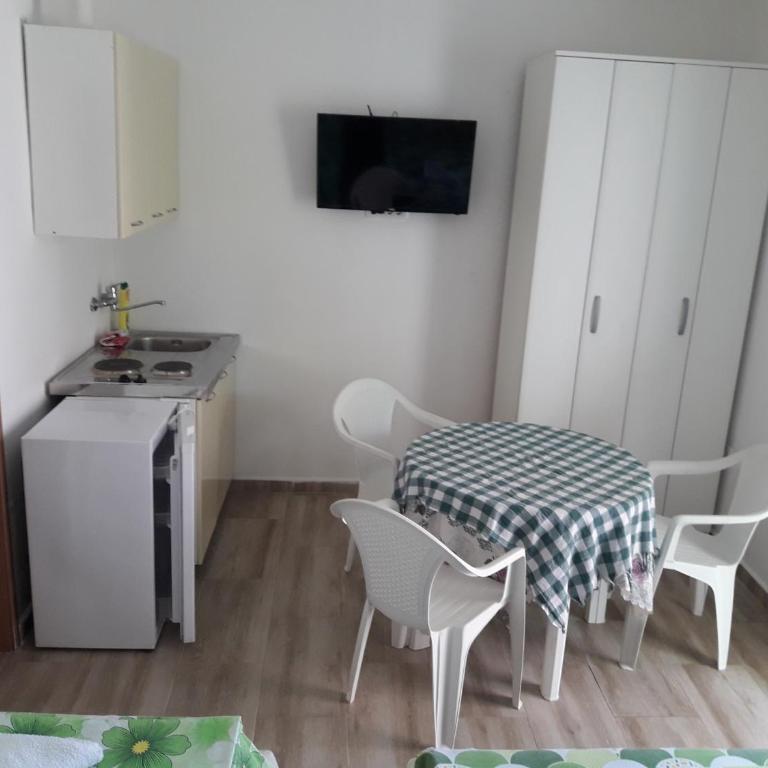 Apartment Perutović - Apartman - Prizemlje - 2
