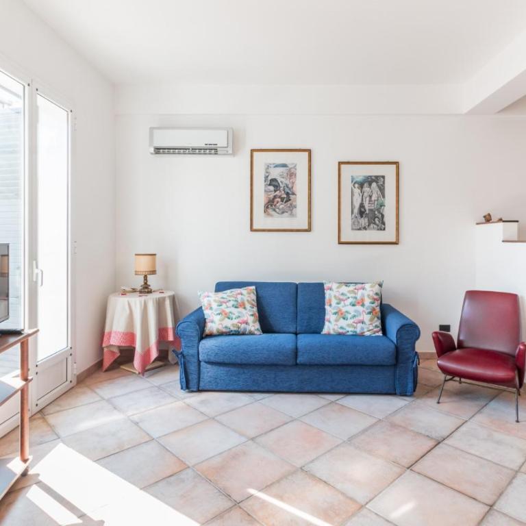 Dabbanna house near the sea, parking & wifi - Casa con 1 Camera da Letto - 2