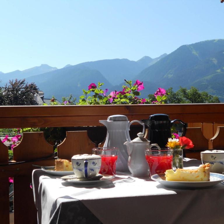 Hotel Garnì Salvanel - Doppel-/Zweibettzimmer mit Balkon - 9