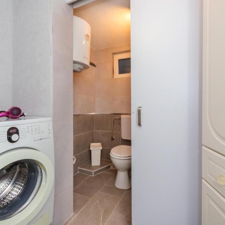 Apartments Mirian - Apartment with Sea View - 4