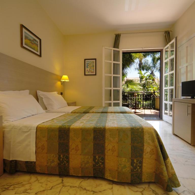 Hotel Borgo Verde - Triple Room - 2