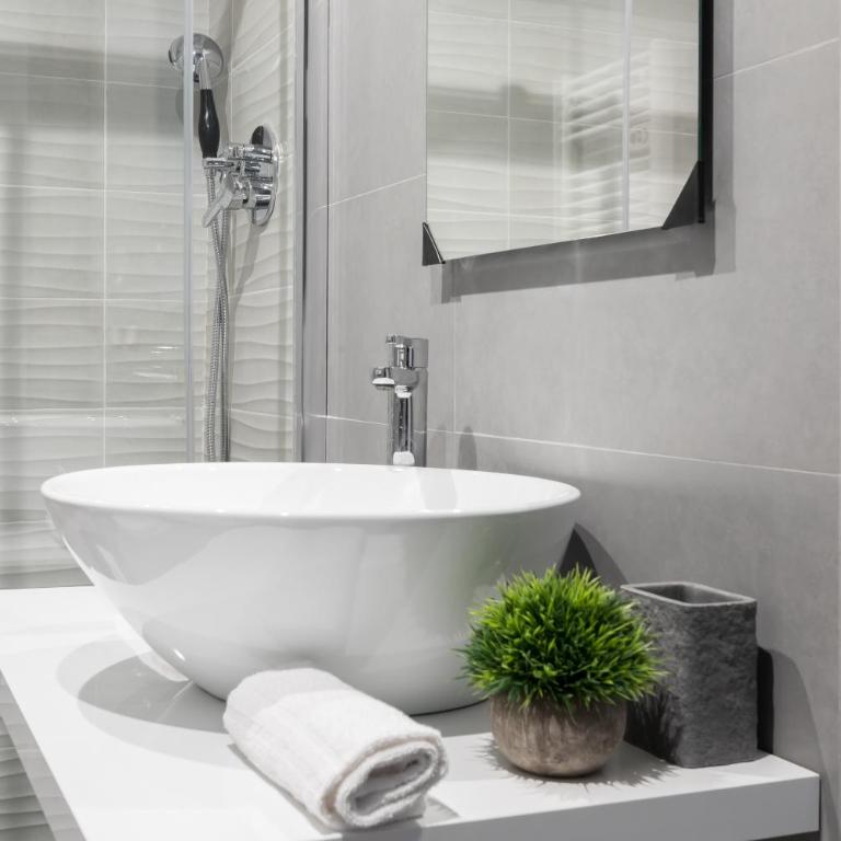 A World Aparts - 23 Artisti - Appartamento con 2 Camere da Letto - 23