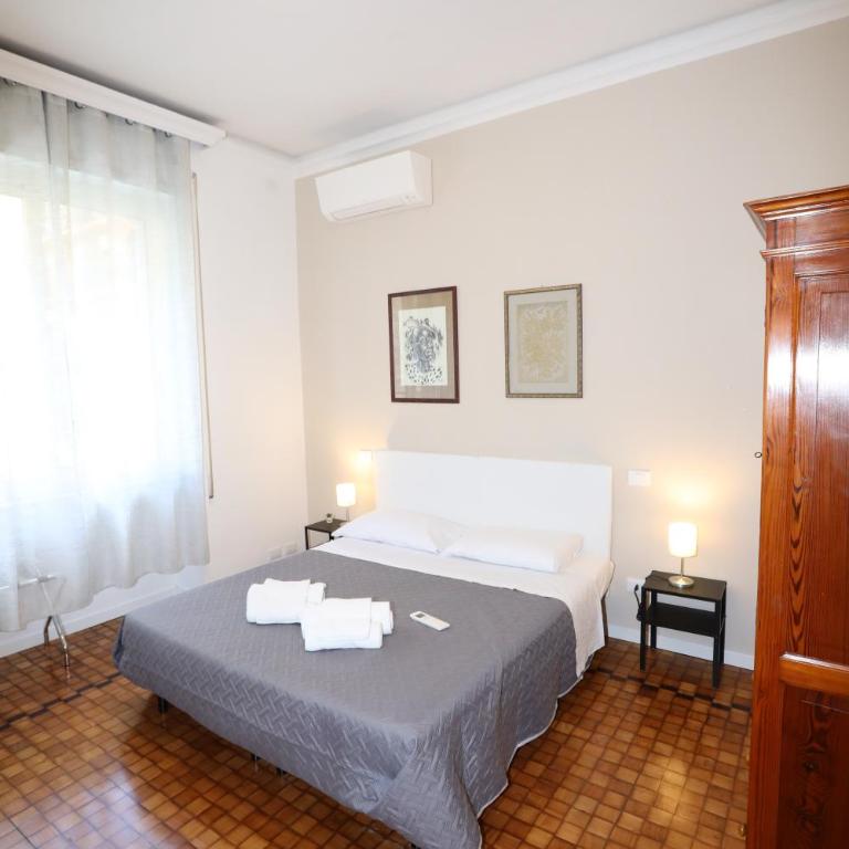 Unique luxury apartment and rooms - Camera Matrimoniale Deluxe - 4