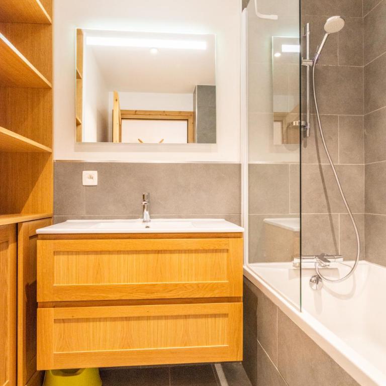 Apt. Grand Paradis B14 - Modern with Mont Blanc view - Appartement 2 Chambres - 22